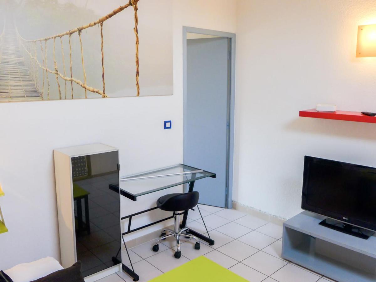 Holiday Home Hameau Des Tamarins-1 By Interhome Le Barcarès Екстериор снимка